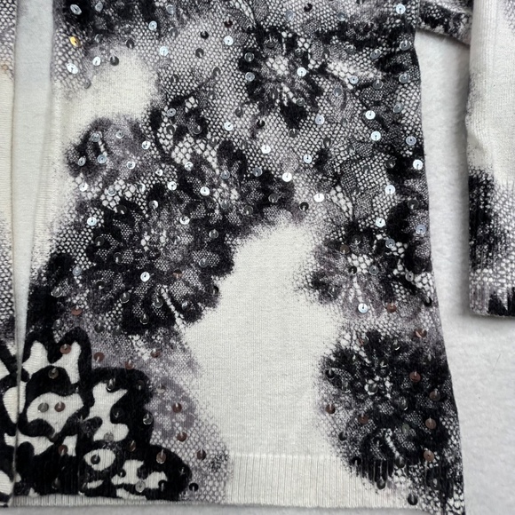 Express Design Studio Women Floral Lace Sequin Cardigan size Small Black & White - Picture 2 of 13